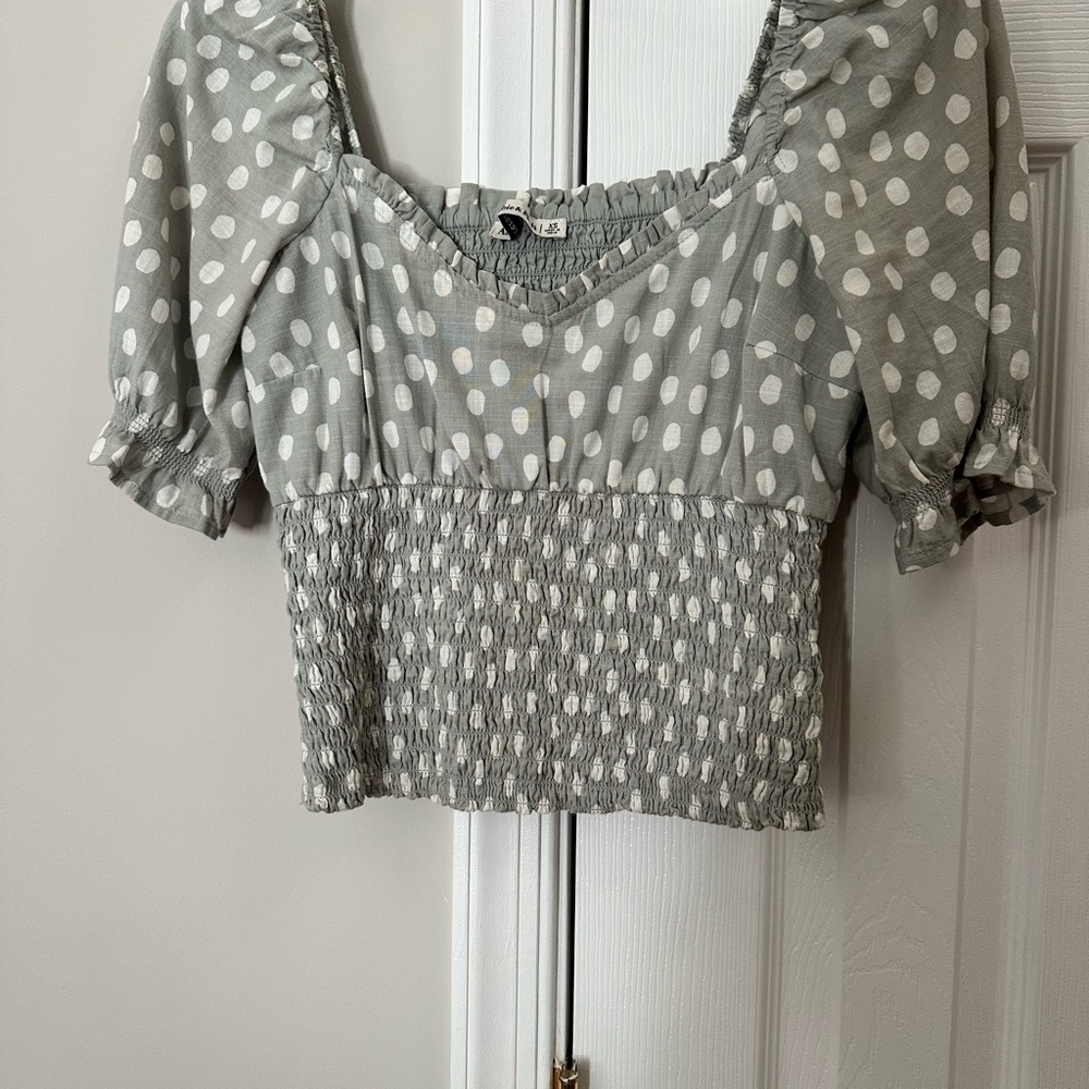 Abercrombie Polka Dot Smocked Women's Top 🌸🌞